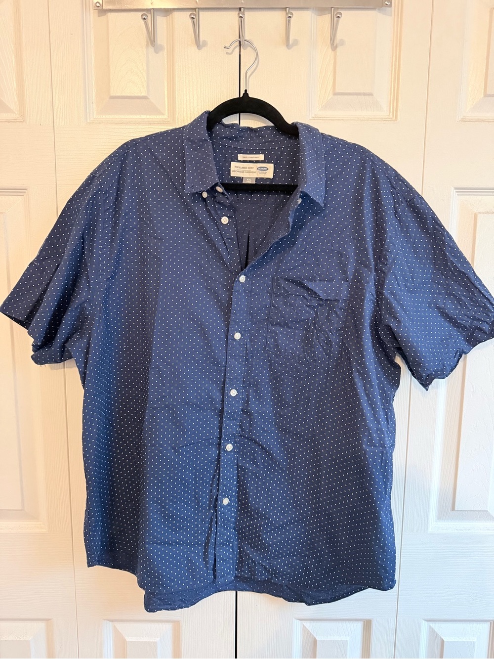Old Navy Men's Blue Short-Sleeve Button-Down with White Micro Dots